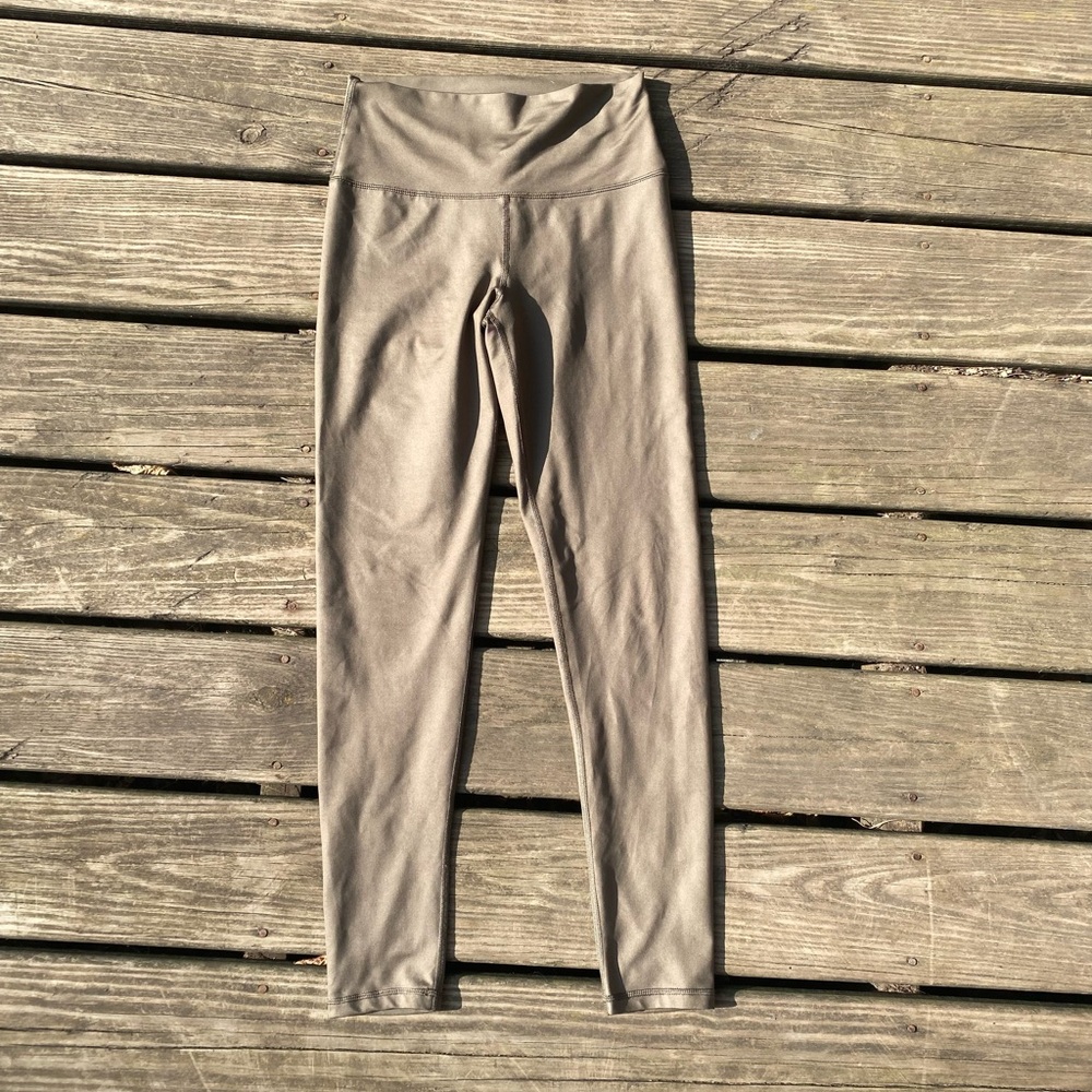 Woman’s size medium Aerie high-waisted brown leggings